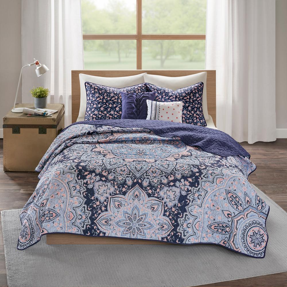 Intelligent Design Skye Piece Blue Full Queen Boho Coverlet Set Id