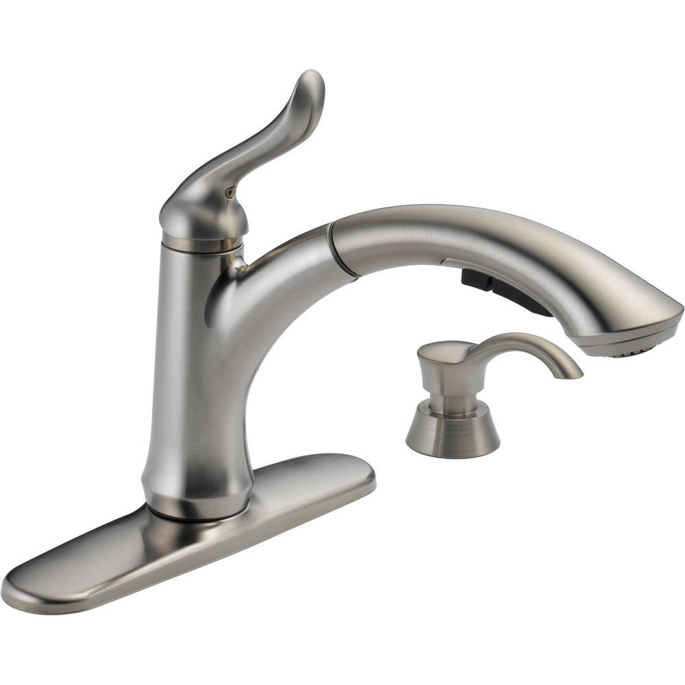 Delta Grant Single Handle Pull Out Sprayer Kitchen Faucet In