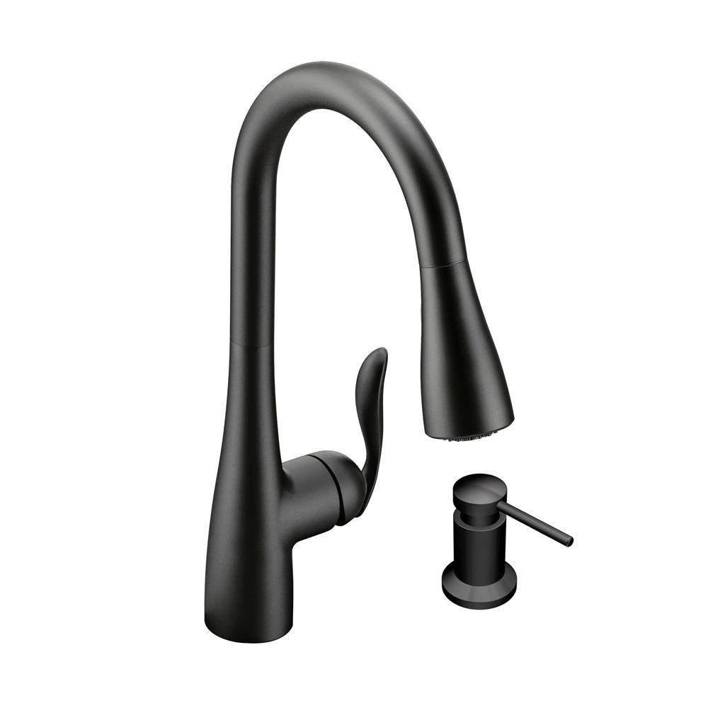 Delta Deluca Single Handle Pull Down Sprayer Kitchen Faucet With