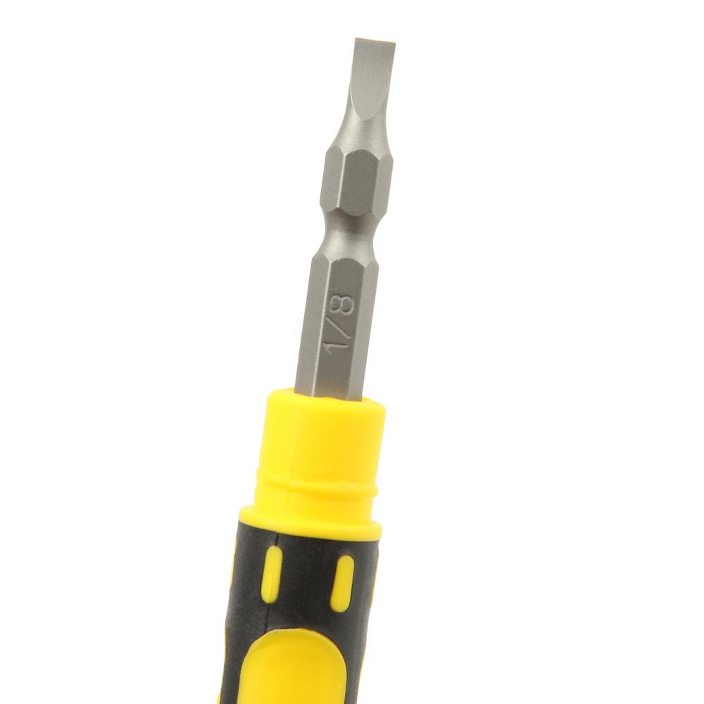 Pocket screwdriver featuring magnetic bits Pocket screwdriver featuring magnetic bits