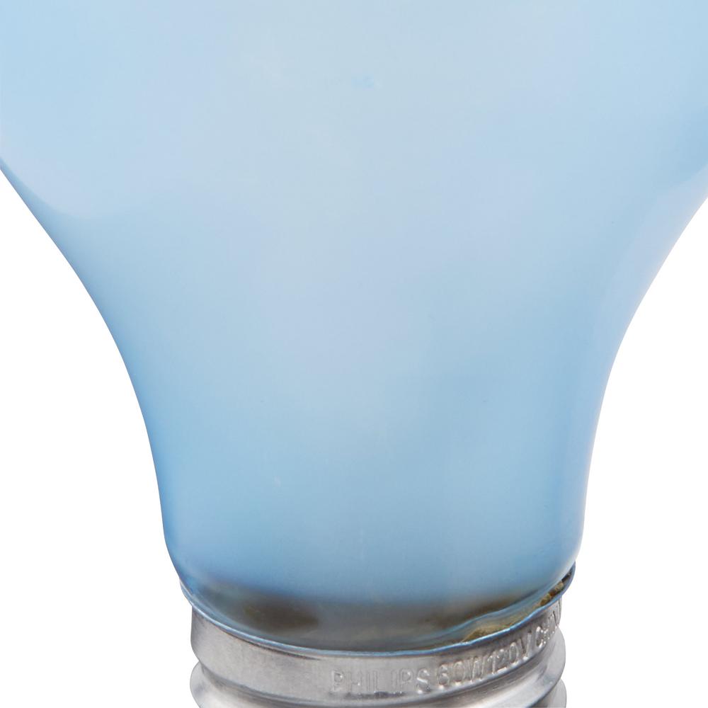 Incandescent bulb featuring a design for display lighting