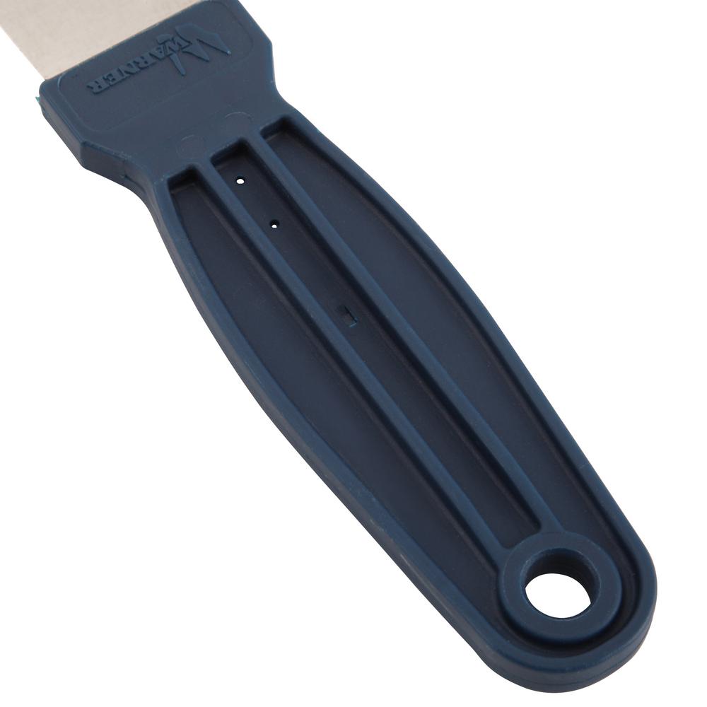 Putty knife featuring a lightweight polypropylene handle