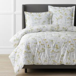 Legends Hotel Madaline Wrinkle-Free Sateen Comforter