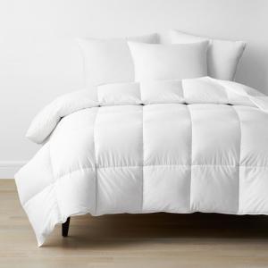 Company Conscious™ Medium Warmth White Down Alternative Comforter