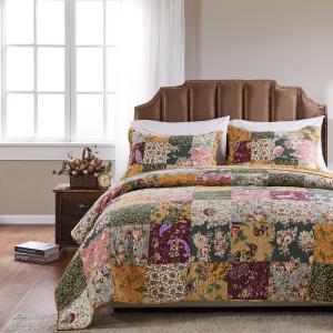 Antique Chic Quilt Set