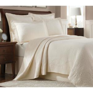 Williamsburg Abby Solid 300-Thread Count Cotton Coverlet