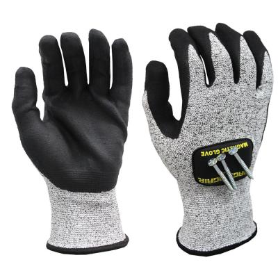 Cut Resistant Magnetic Gloves with Touchscreen Technology