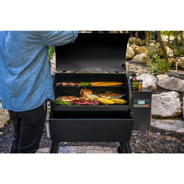 Traeger Pro 780 Pellet Grill and Accessories Outdoors The Home Depot