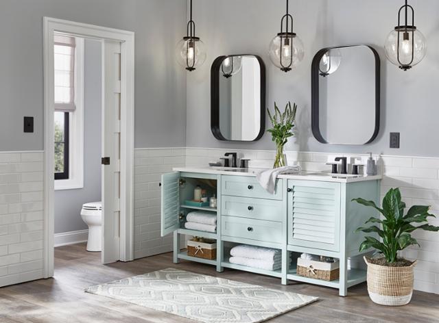 Coastal Classics Bathroom Image