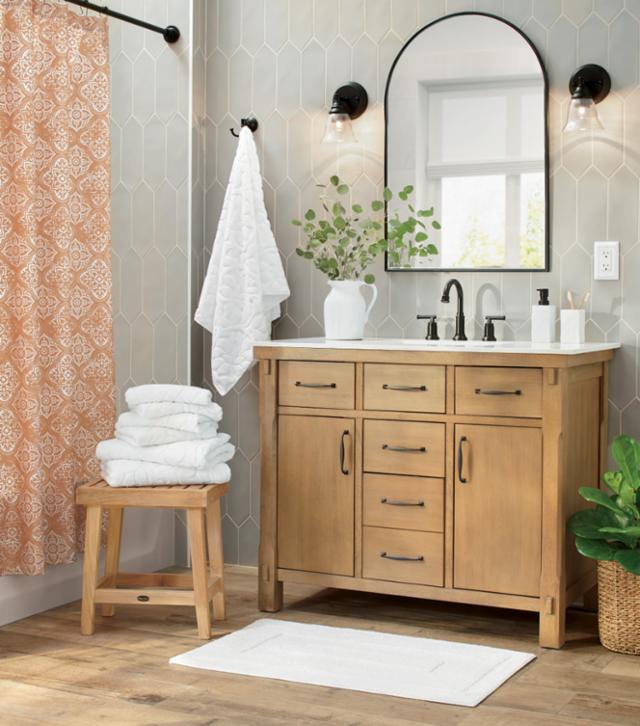 Dorm Bathroom Ideas to Take Your Basic Bathroom to the Next Level