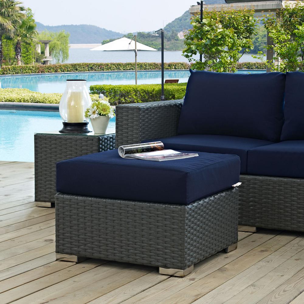 Blue Oak Bahamas Wicker Outdoor Ottoman With Sunbrella Canvas Sojourn Wicker Outdoor Patio Ottoman With Sunbrella Canvas Navy Cushion