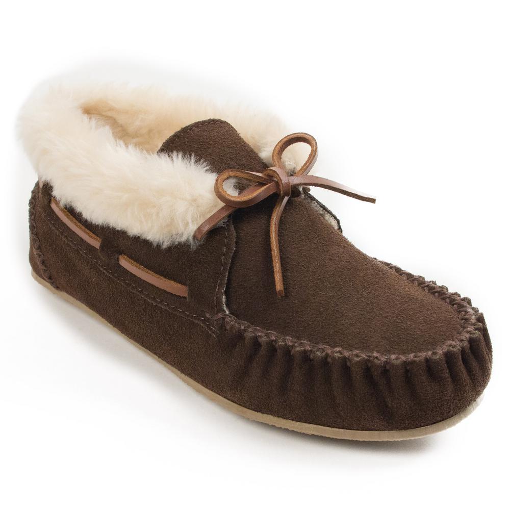 Minnetonka Women/'s Chrissy Bootie Slipper