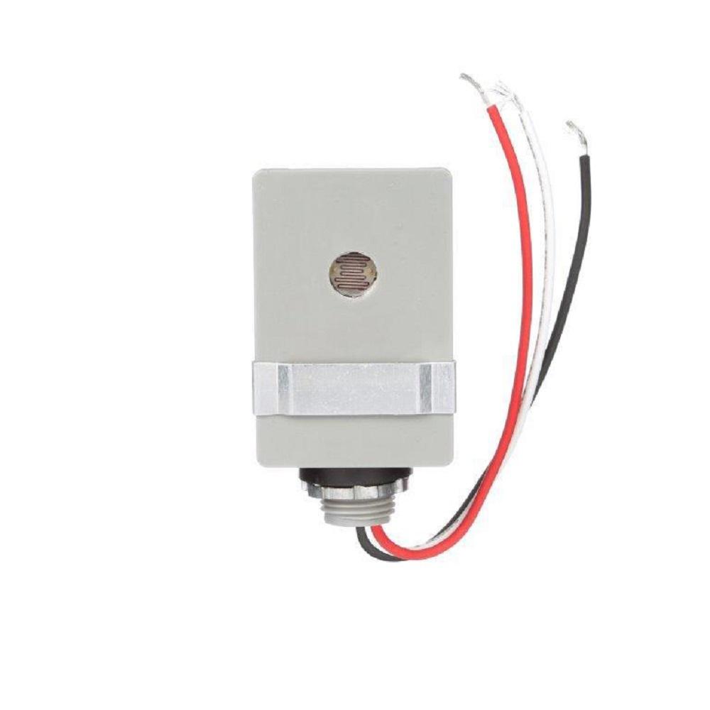 Woods 1800 Watt Swivel Mount Light Control With Photocell