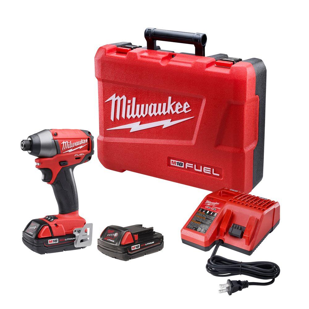 Milwaukee m18 fuel. Milwaukee 2653. Шуруповерты Milwaukee с крутящим моментом 130 НМ. 2653 Милуоки. Милуоки шуруповерт 18 вольт 2804 индексfpd2.