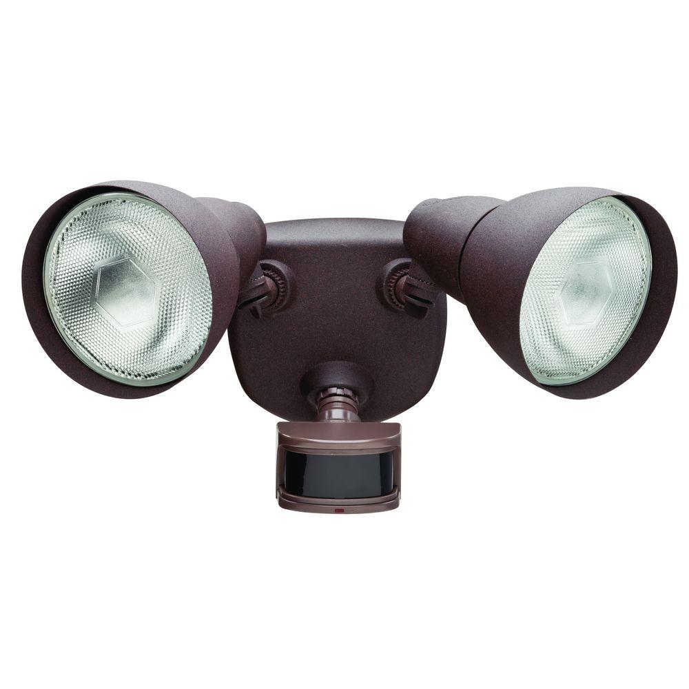 Dusk To Dawn Defiant Spotlights Outdoor Security Lighting 270 Rust Motion Outdoor Security Light