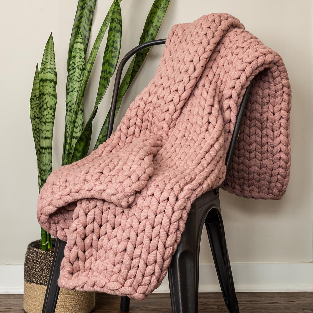 DONNA SHARP Mauve Acrylic Chunky Knitted Throw 70012 The Home Depot