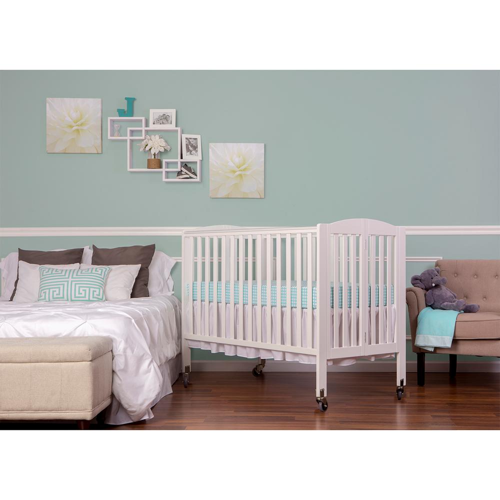 Dream On Me White Folding Full Size Crib 672 W The Home Depot