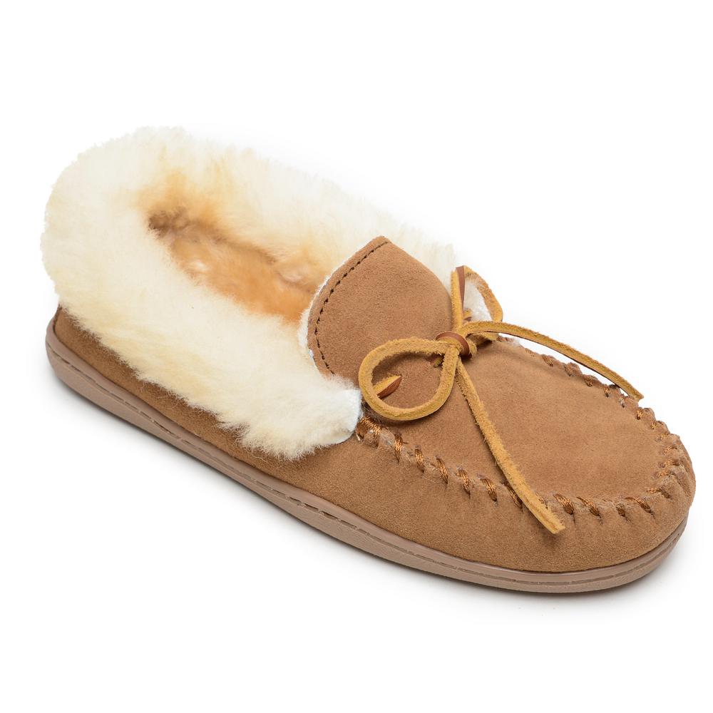 minnetonka slippers womens on sale