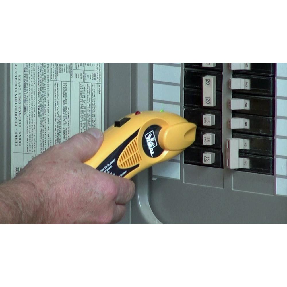 Ideal Circuit Breaker Finder with Digital Receiver GFCI Receptacle 120/