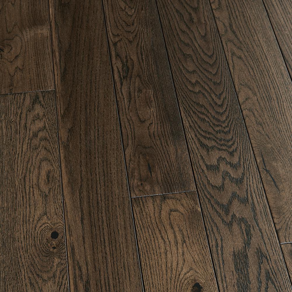 Malibu Wide Plank French Oak Boca Raton 3 4 In Thick X 5 In Wide X Varying Length Solid Hardwood Flooring 22 60 Sq Ft Case Hdmcss884sf The Home Depot