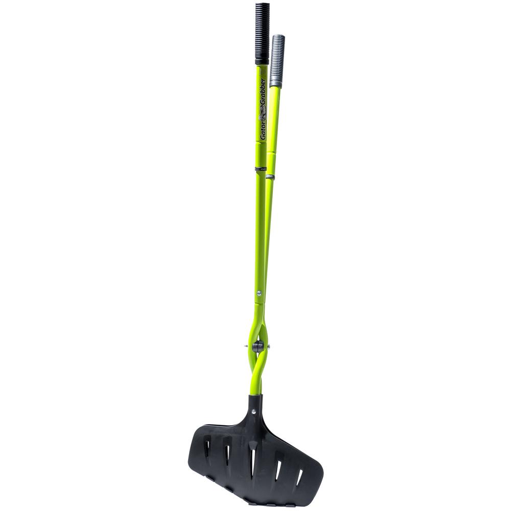 Earthwise Gator Grabber 37 in. Fiberglass Leaf Clean-Up Tool