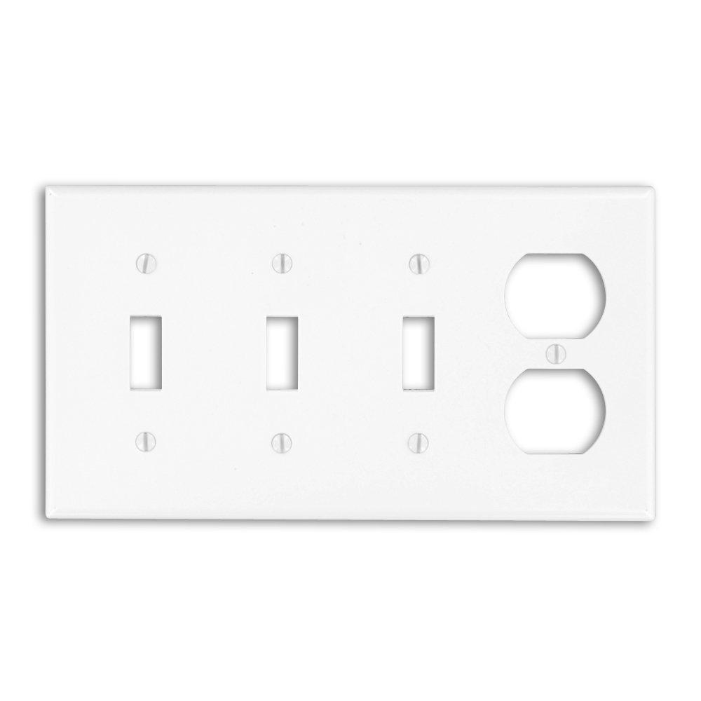 Leviton 4Gang Standard Size 3Toggles 1Duplex Receptacle Nylon