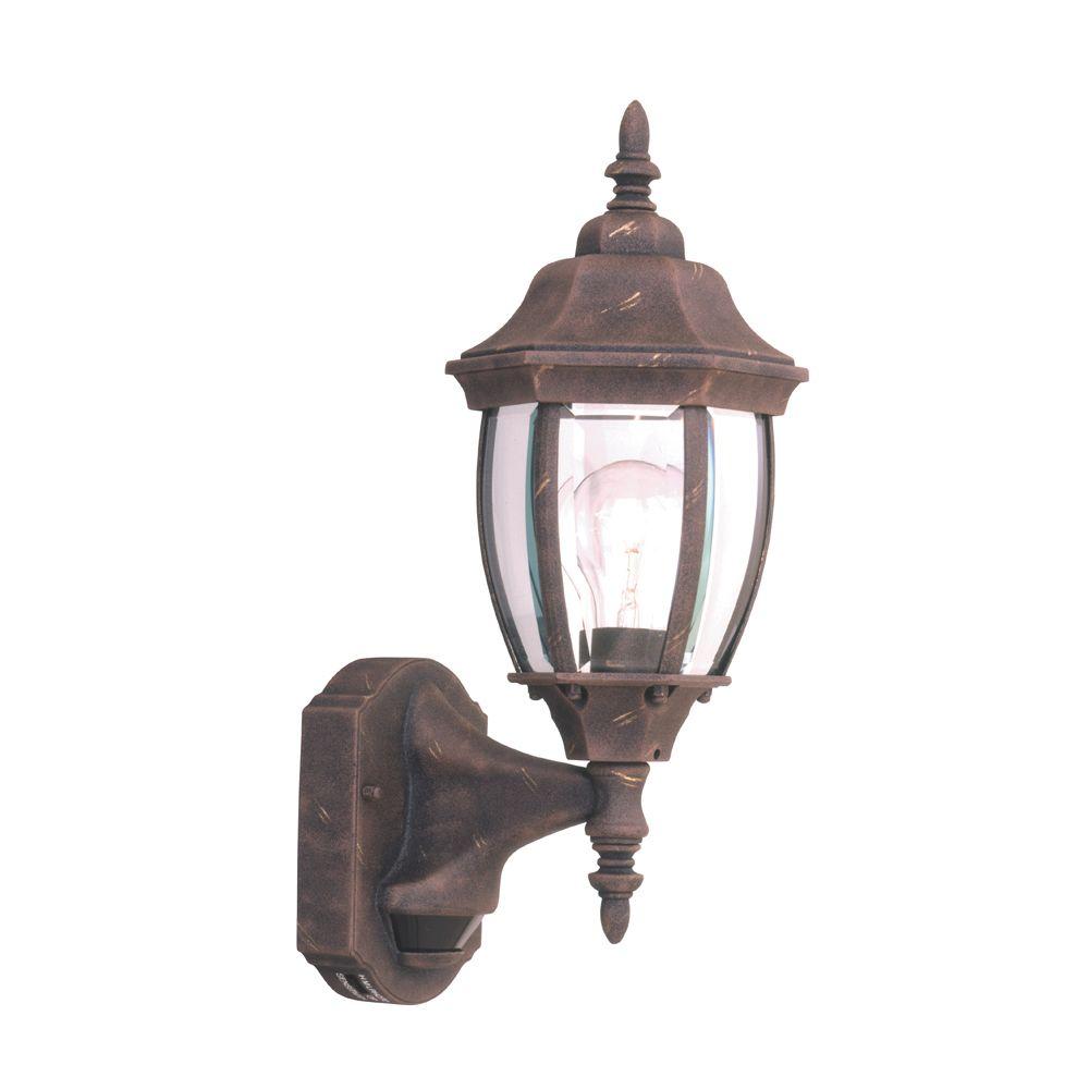 Dusk To Dawn Designers Fountain Outdoor Wall Mounted Lighting Windsor Mill Collection Autumn Gold Outdoor Wall Mount Lantern
