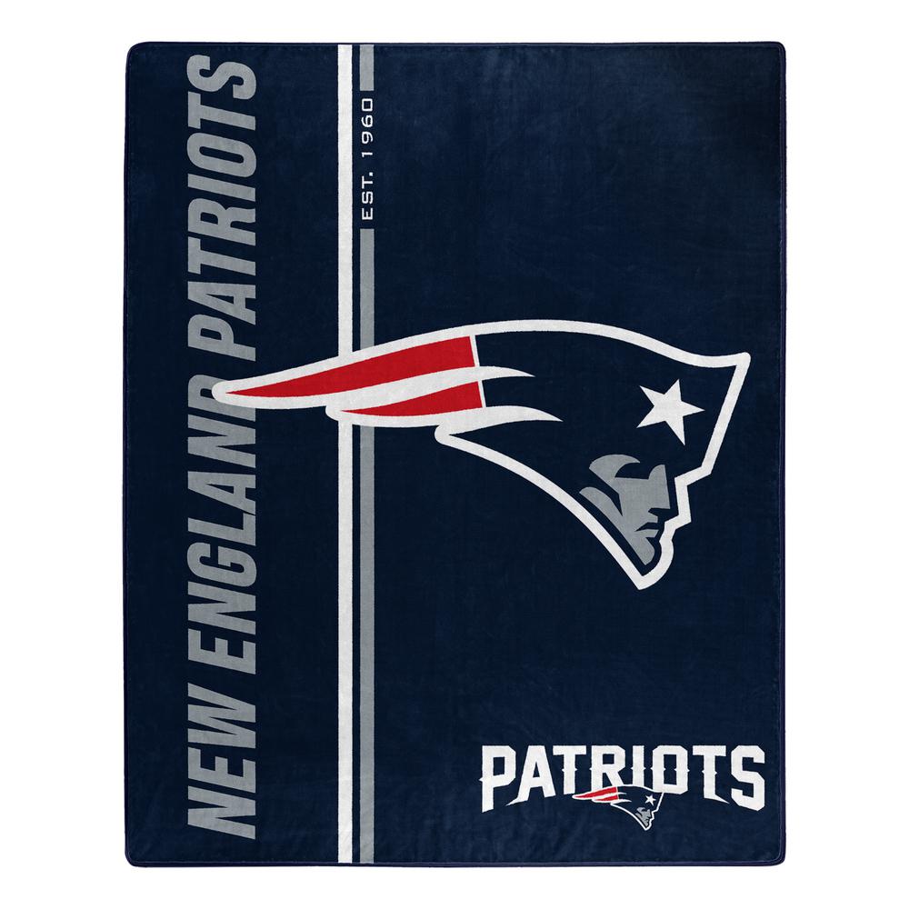 NFL Patriots Structure Raschel Throw Blanket 1NFL070860076RET