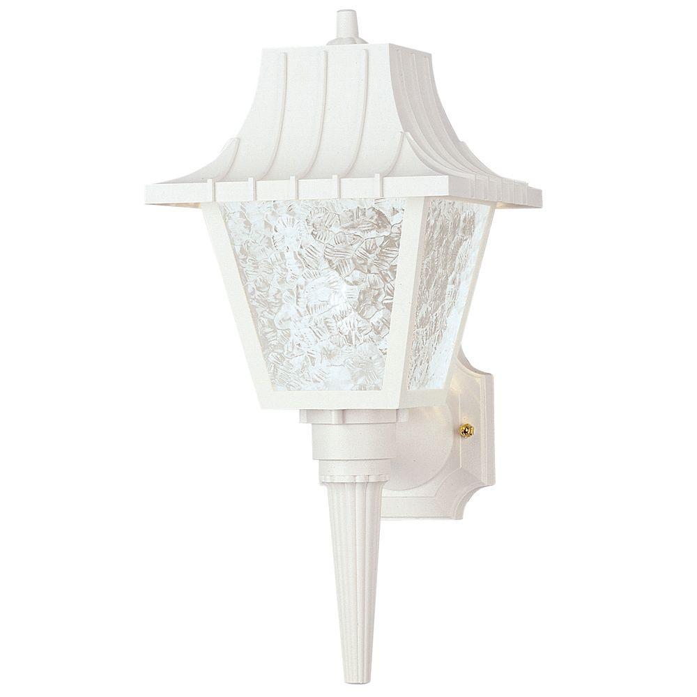 Westinghouse White No Bulbs Included Outdoor Wall Mounted 1 Light White Exterior Wall Lantern With Removable Tail Hi Impact Polycarbonate And Clear