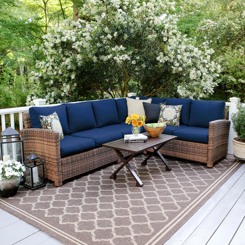 Leisure Made Dalton 5-Piece Wicker Outdoor Sectional Set with Navy