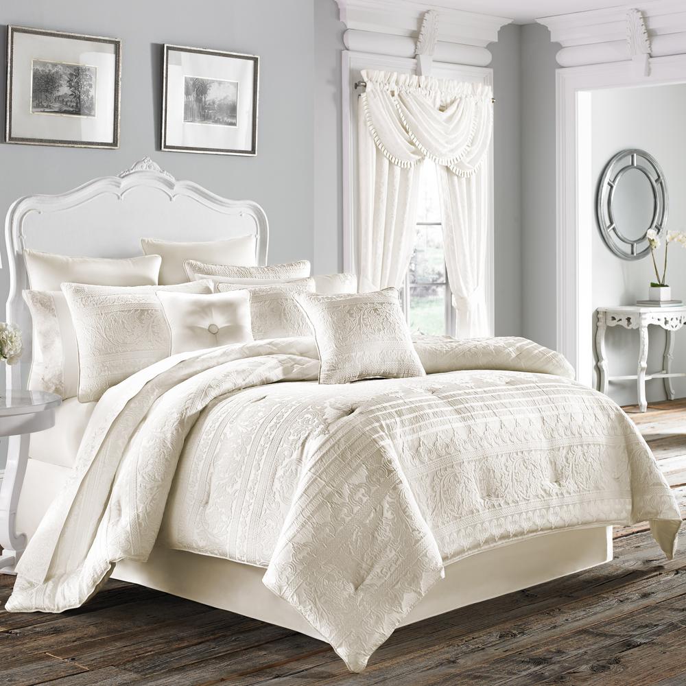 Mackay 4 Piece White Polyester California King Comforter Set 2054020wkcs The Home Depot
