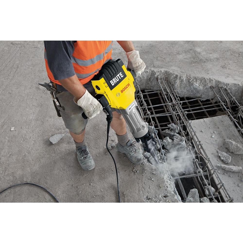 Bosch 15 Amp Corded 1 1 8 In Concrete Brute Demolition Breaker