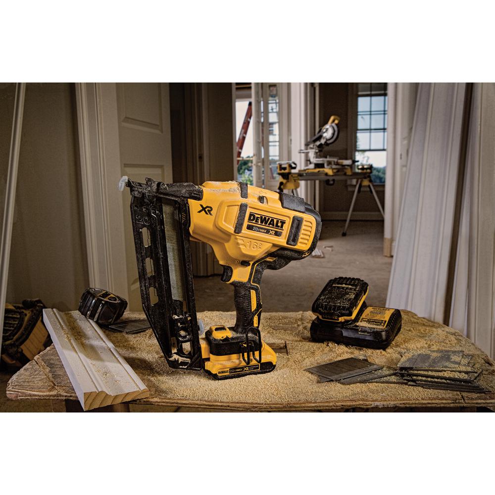 Rolling Base Flooring Attachment Dwfafootg2 Dewalt