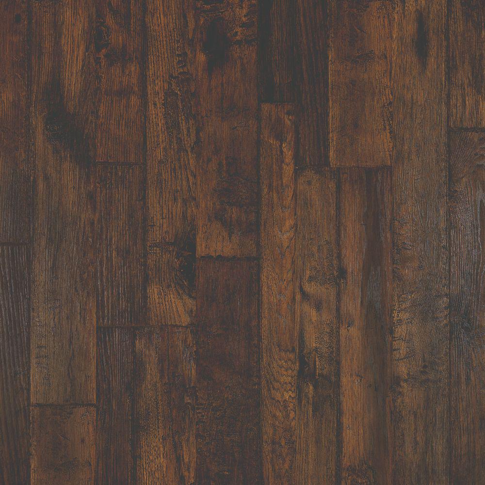 Pergo XP Coffee Handscraped Hickory 10 mm Thick x 5-1/4 in ...