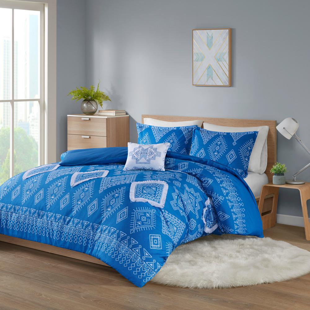 Intelligent Design Candice 4 Piece Blue Full Queen Printed Duvet
