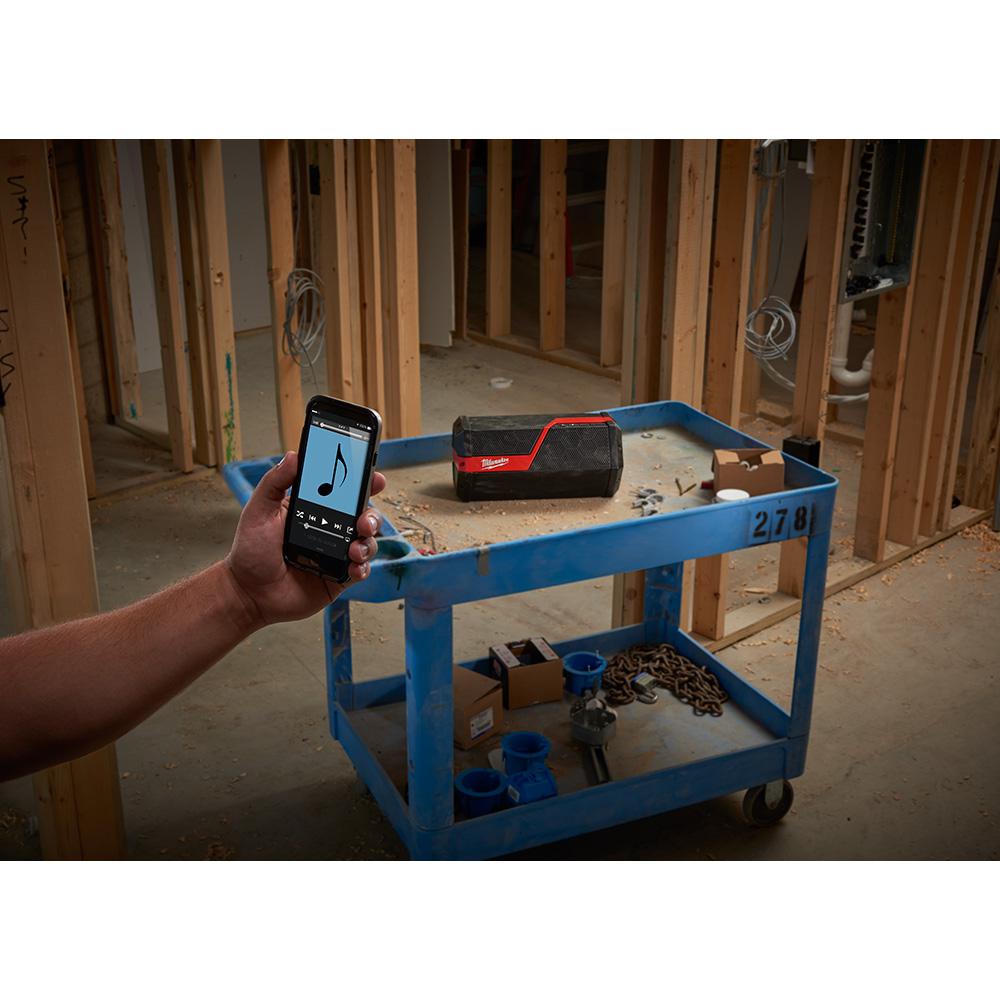 milwaukee 18v speaker