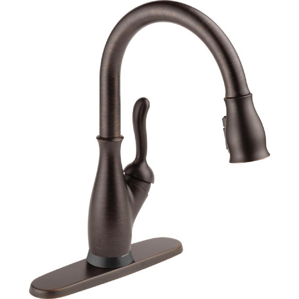 Delta Leland Single Handle Pull Down Sprayer Kitchen Faucet With   Venetian Bronze Delta Pull Down Faucets 9178t Rb Dst 64 65 