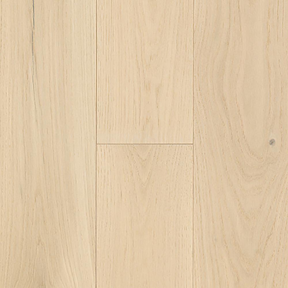 Mohawk Urban Loft Coastline Oak 9 16 In Thick X 7 In Wide X Varying Length Engineered Hardwood Flooring 22 5 Sq Ft Case