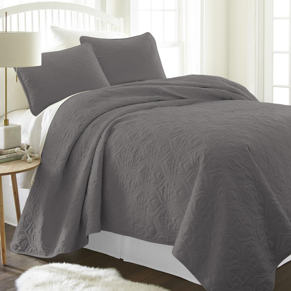 Becky Cameron Damask Gray King Performance Quilted Coverlet Set