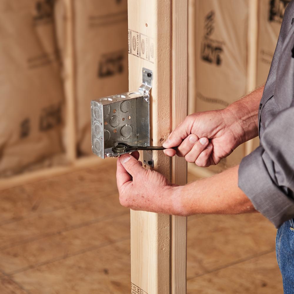 Pro Locknut Wrench Kit Fits .50 in. and .75 in. Locknuts Tight Space