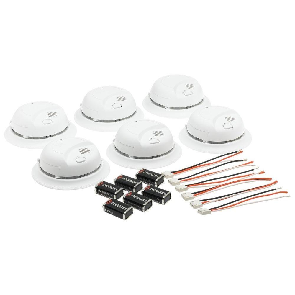 https://images.homedepot-static.com/productImages/282e08b4-db13-44c8-b09a-5b19d6ba3033/svn/brk-hardwired-smoke-detectors-9120b6cp-64_1000.jpg