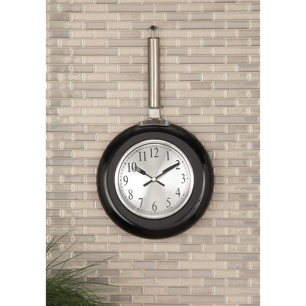 Litton Lane 14 In X 8 In Modern Black Frying Pan Wall Clock 98435
