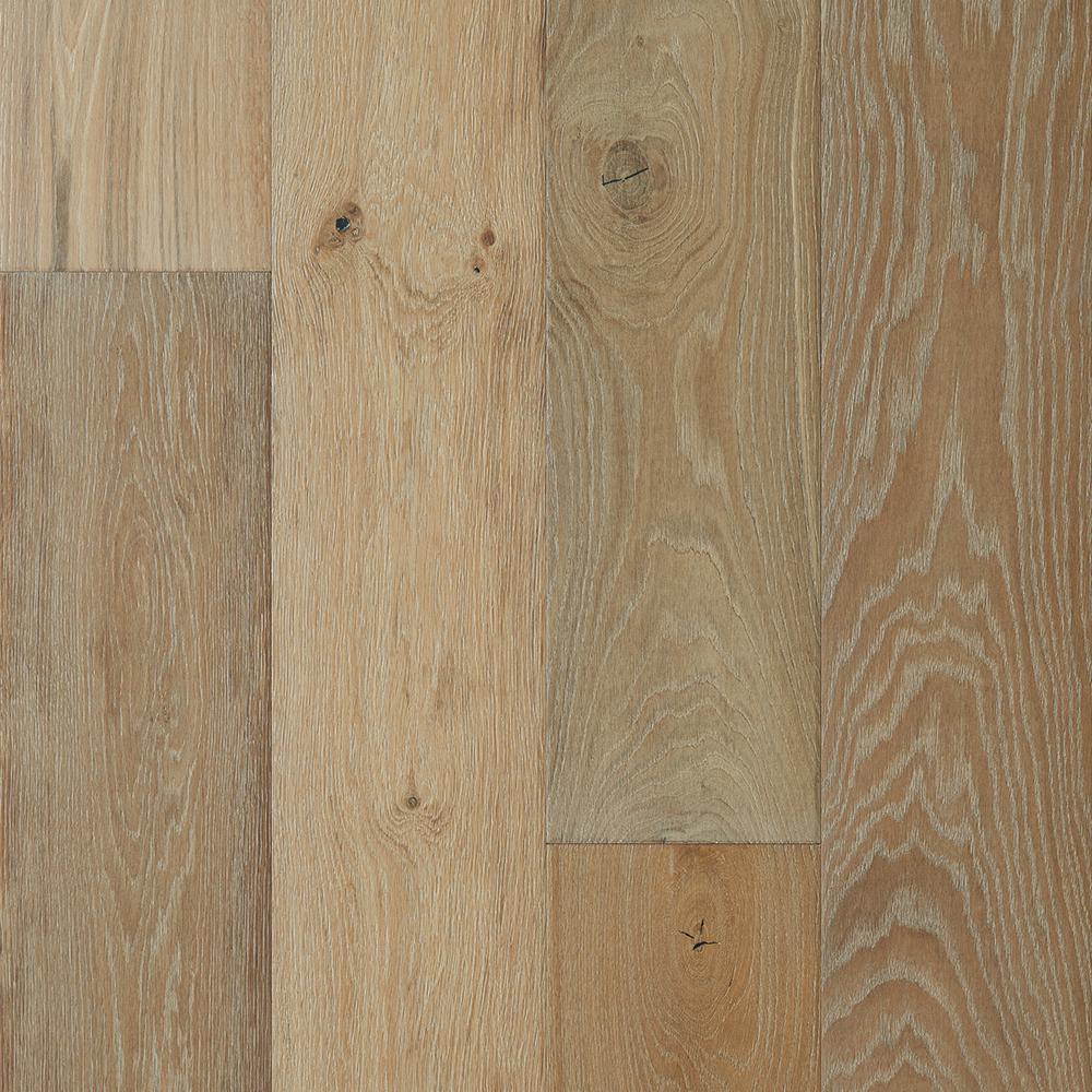 Malibu Wide Plank French Oak Ventura 9/16 in. T x 8.66 in. W x Varying Length Engineered Hardwood Flooring For Sale