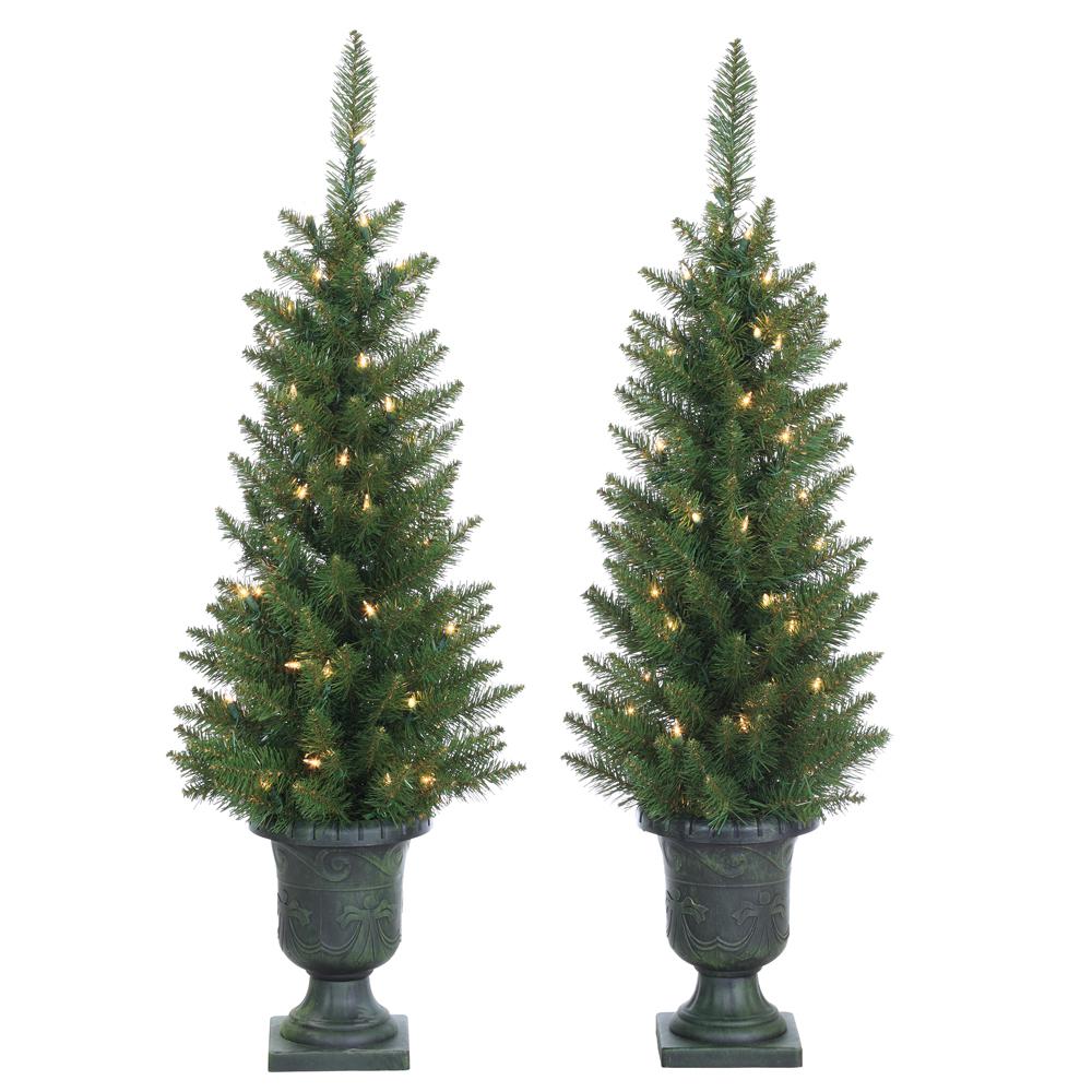 Sterling 3 5 Ft Indoor Pre Lit Potted Norway Pine Artificial