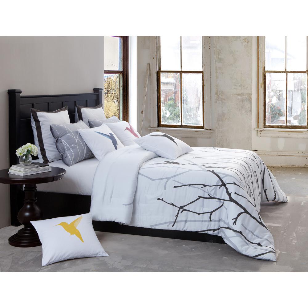 Lala Bash Vick 300 Thread Count In Silver Black King Comforter