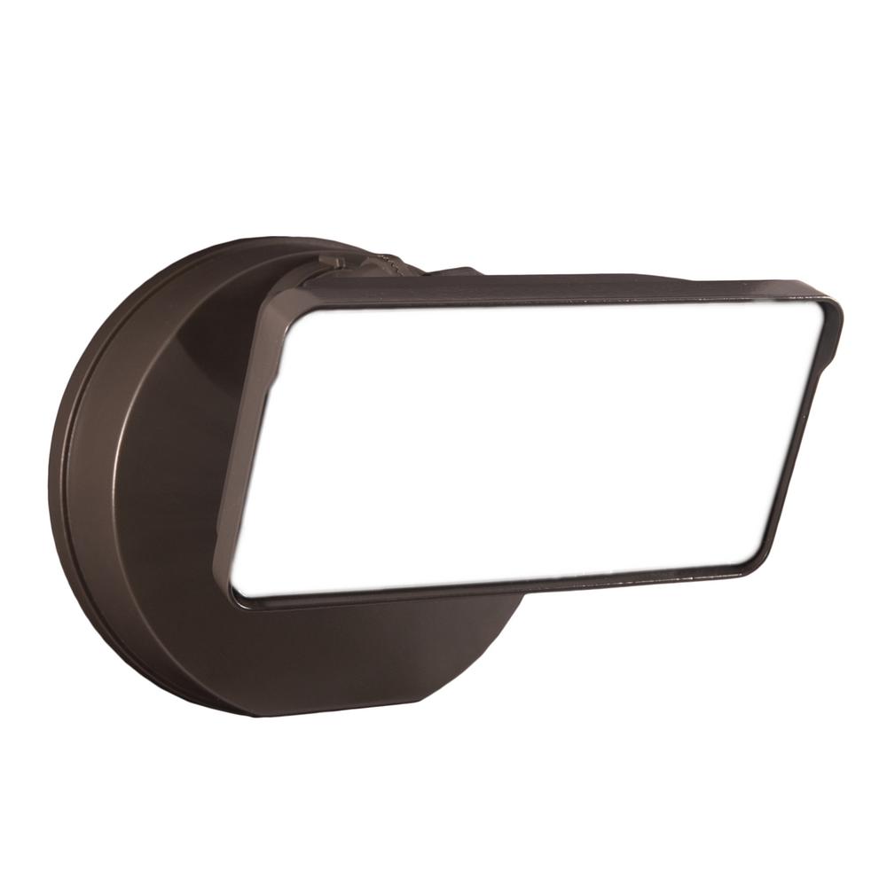 Cooper Lighting 101562 Halo Lumen Selectable Bronze Dusk To Dawn LED Floodlight Fixture