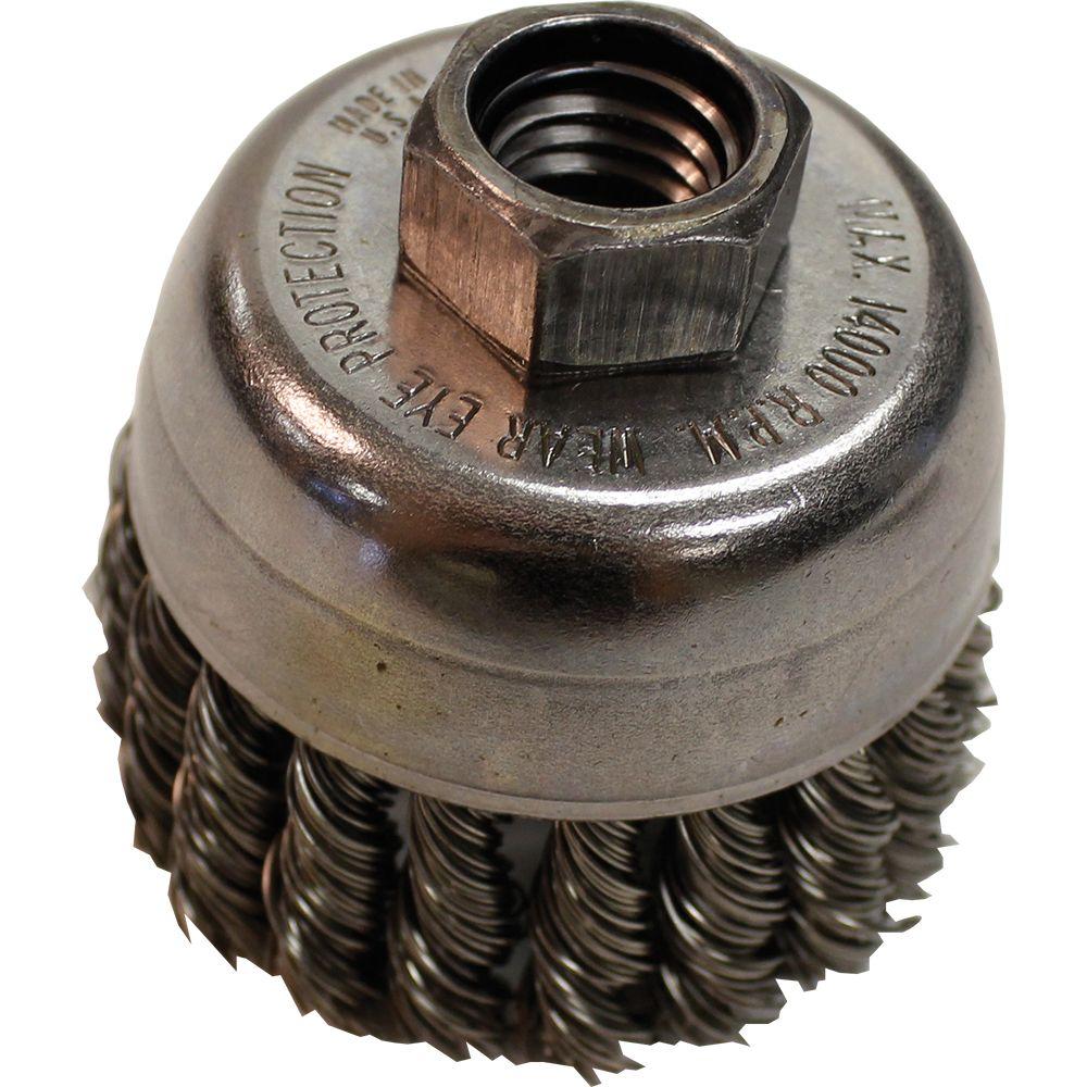 Makita 2‑3/4 in. Knot Wire Cup Brush, 5/8"‑11 arbor for use with Angle