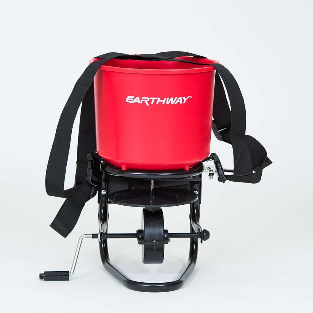 EARTHWAY Professional 40 lbs. Hand Crank Chest Spreader3100 The Home