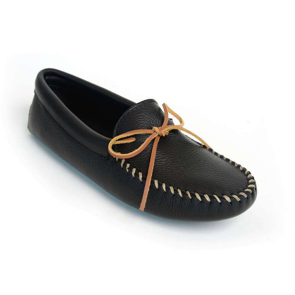 minnetonka mens moccasins soft sole