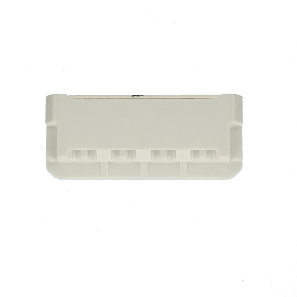 White Leviton 13452 Twin Tube Fluorescent Lampholder